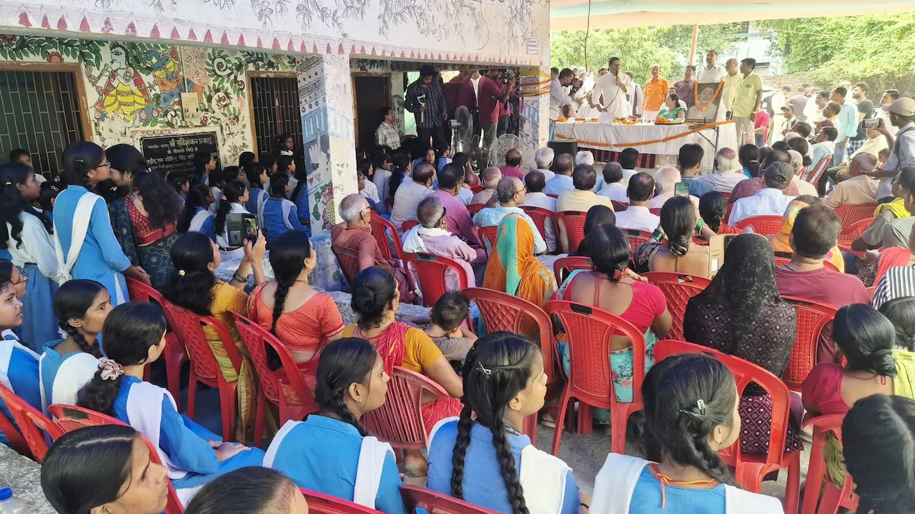 "If your child is educated, submit their bio-data to my office. We will immediately arrange jobs for at least 10,000 youths from here," Prashant Kishor said