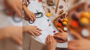 X User Claims Delhi Astrologer Charges Rs 25,000 A Year From 1,000 Clients — "Rs 2.5 Crore Business"