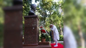 Prime Minister Narendra Modi paid tribute to former Prime Minister Lal Bahadur Shastri