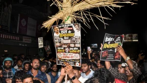 During the demonstration, protesters attempted to set fire to effigies of Chief Minister Hemant Soren