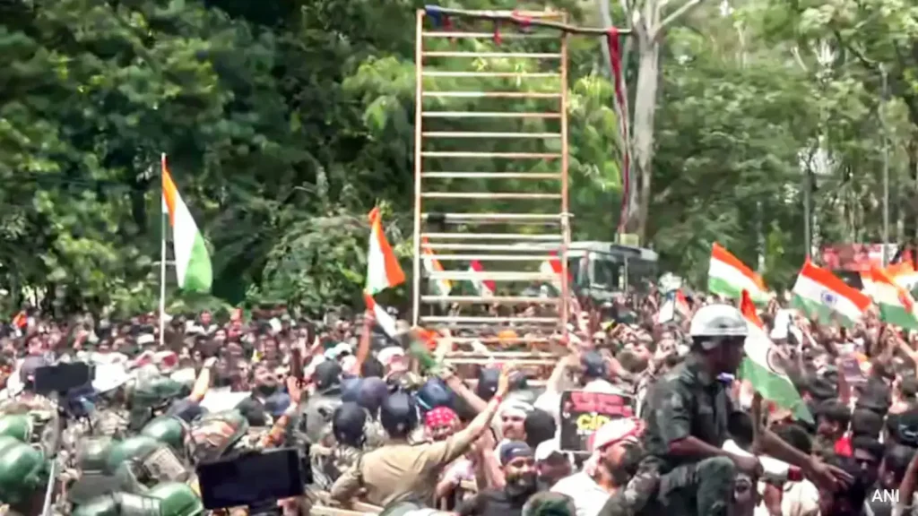 Protesters announced plans to gherao Chief Minister Hemant Soren's residence on August 20, calling
