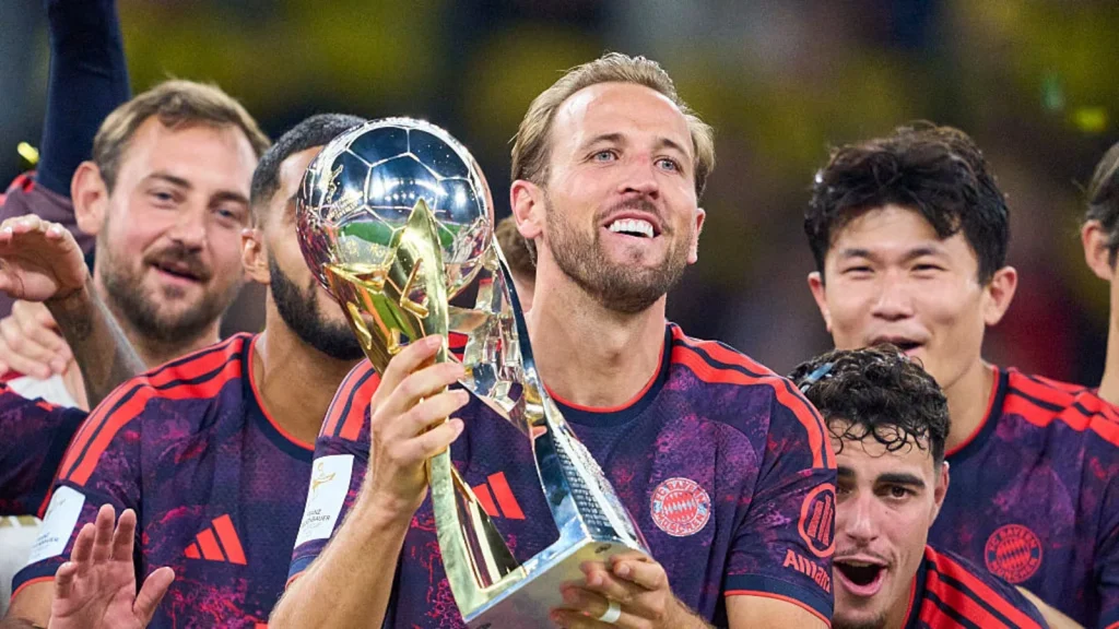 Ahead of another demanding campaign, the leadership at Bayern Munich has thrown its full weight behind