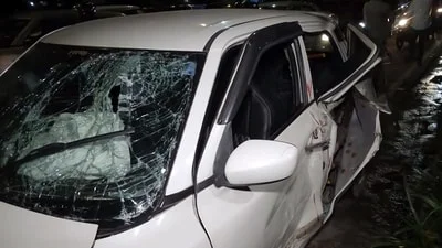 A collision between two cars near the PWD office in central Delhi resulted in minor injuries for six