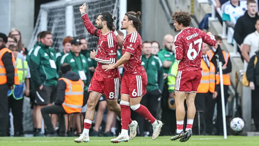 Liverpool midfielder Dominik Szoboszlai scored a penalty with the last kick of the game to rescue