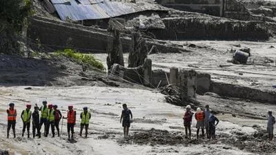 Anxiety grows as prominent Mumbai doctor-mountaineer and group of 61 go missing