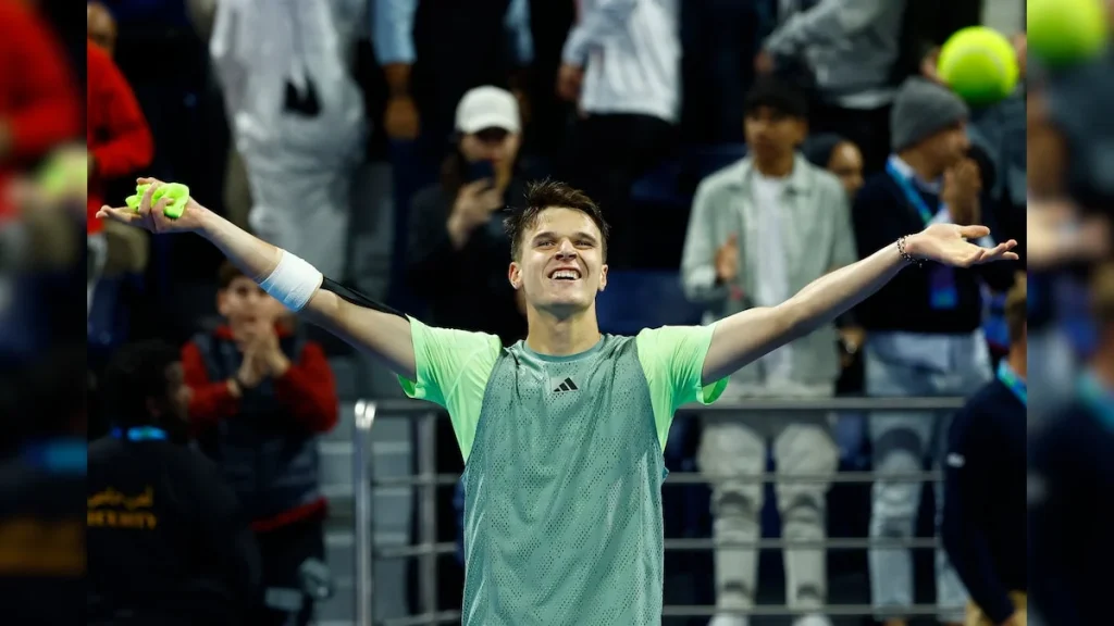 Czech teenager Jakub Mensik stunned top seed Andrey Rublev in straight sets at the Qatar Open