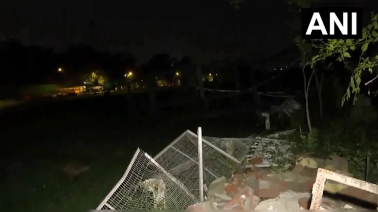 Video: Bulldozers Silence Hoofbeats At Delhi Race Club After Eviction Order