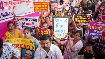 As far as the Commission is concerned, I would like to quote the proverb - haathi chale bazaar, kutte