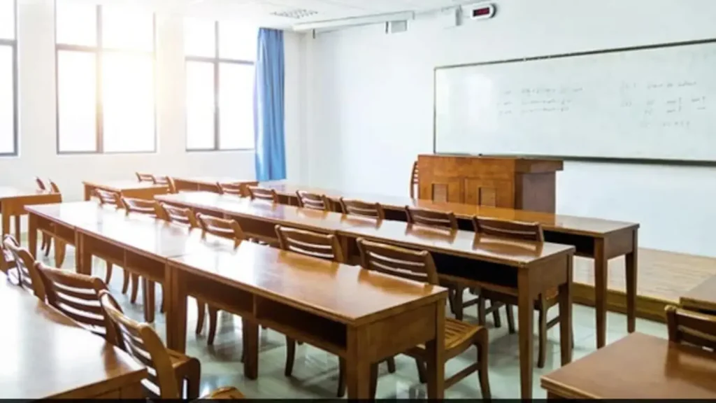 The school, located in Ausani Buzurg in the Babhanjot area, came under scrutiny after the video surfaced