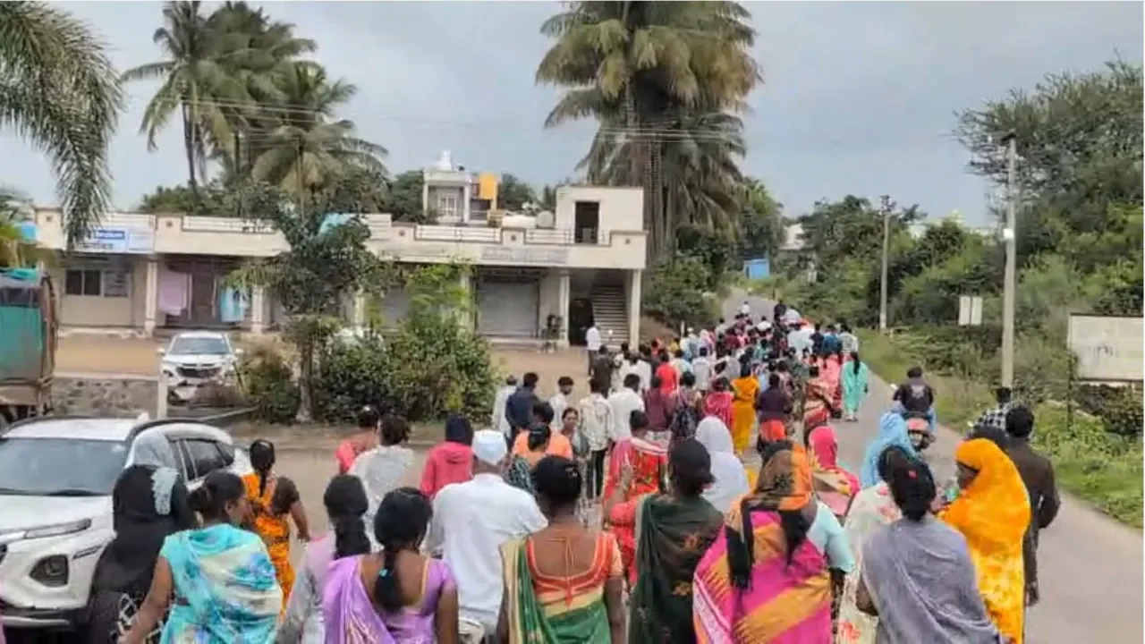 The victim belonged to a farm labourer's family and was studying in Class 4. According to police, she had not gone to school on Tuesday as she was unwell.