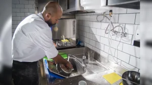 Fired Corporate Employee Takes Dishwashing Job To Avoid Feeling Useless: 'Not Doing For Money'