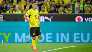 Borussia Dortmund newcomer Giannis Konstantelias will miss "several months" with a serious knee