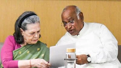 During a recent visit to Goa, Congress president Mallikarjun Kharge emphasized the theme