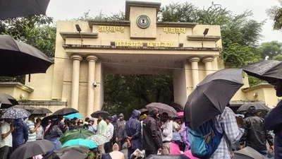 The Jharkhand High Court has temporarily suspended the notifications that annulled the appointments
