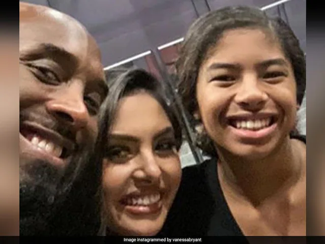 Vanessa Bryant and Chris Chester, whose wife, Sarah, and daughter, Payton, also perished in the crash