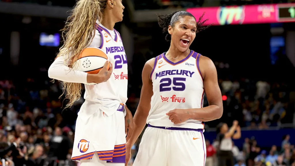 WNBA: Alyssa Thomas Gets Emotional Farewell, The Sun Retire Her No. 25 Jersey: Team performance explained