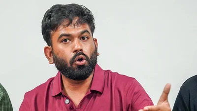 Replying to Dipke’s post, he wrote, “If Gyanesh doesn’t go, Mumbai will step out against Vote