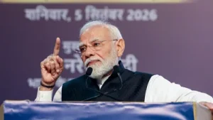 “ Main jaanta hoon, sach ki hunkkaar ke aage jhooth ki goonj tik nahi sakegi I know that