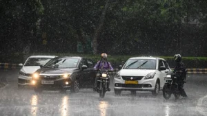 Last few monsoon showers for Delhi? IMD forecasts light to heavy rain in some areas over next three