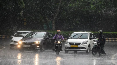 Last few monsoon showers for Delhi? IMD forecasts light to heavy rain in some areas over next three