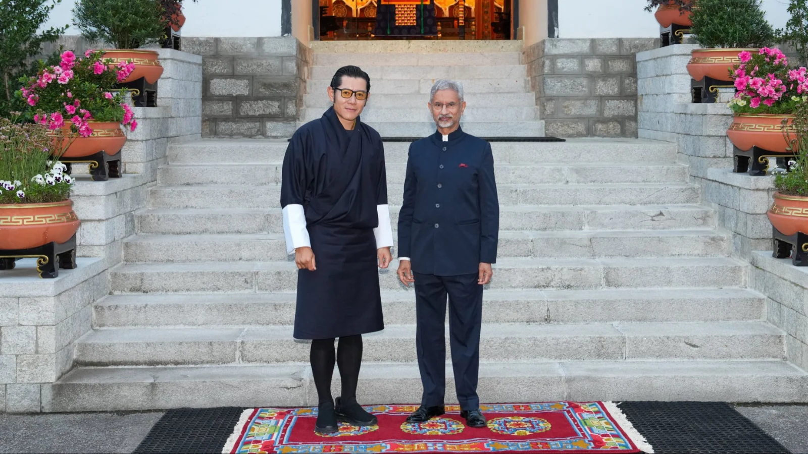 He attended a ceremony to hand over 43 purebred Jersey cows from India for the dairy cattle