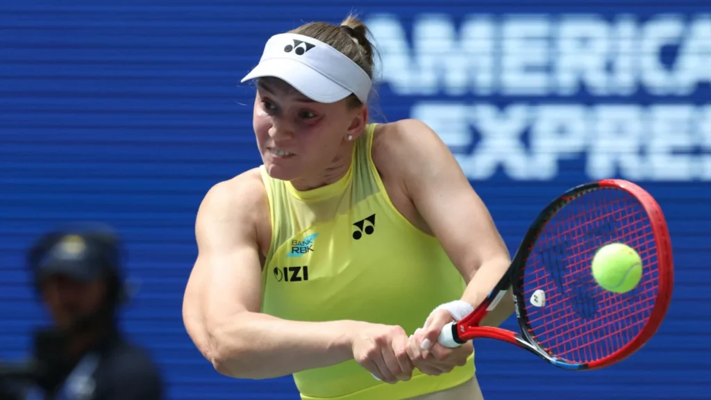 Elena Rybakina ensured a rise to the world number one ranking for the first time in her career
