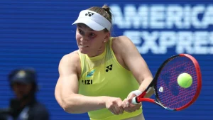 Elena Rybakina ensured a rise to the world number one ranking for the first time in her career