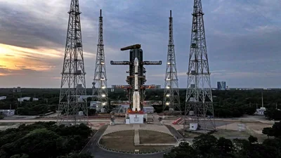 GSLV-F17 rocket successfully places heaviest earth observation satellite into intended orbit: ISRO
