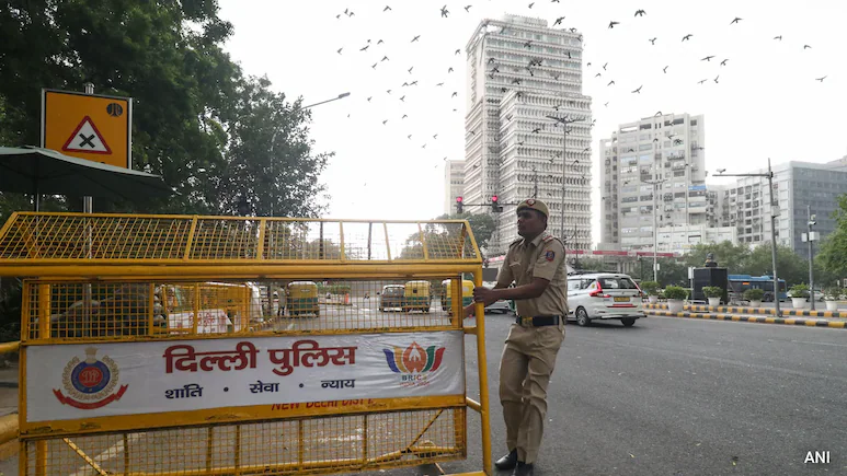 College Student Chased, Harassed By 2 Men On Bike In Delhi, Pushed Off Scooty