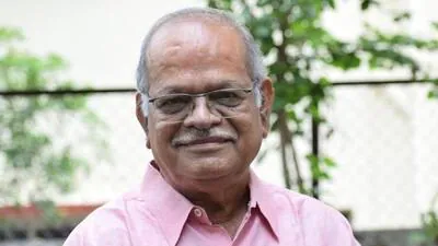 One of the important episodes of his political career came in 2010, when Mahajan, then a senior