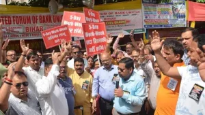 Why are banks open this Sunday? Here's what prompted govt to keep banks open on Sept 27