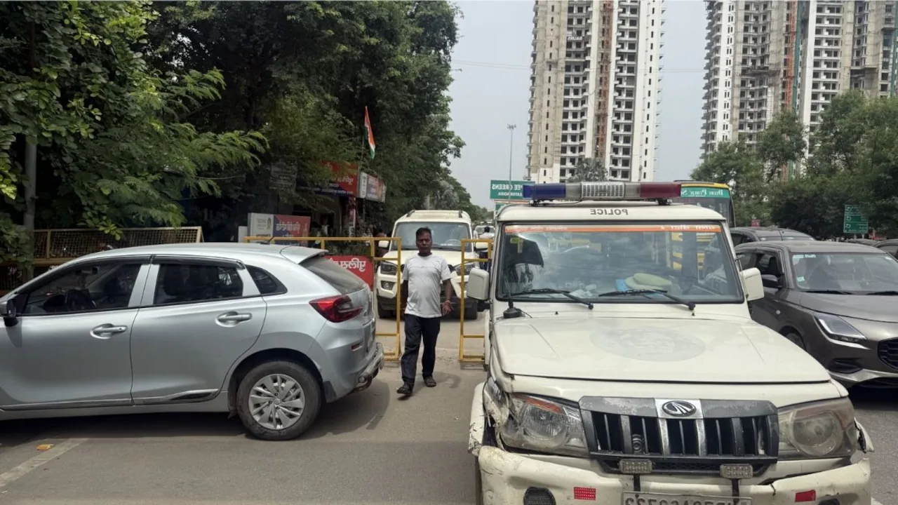 43-km Route, Just 2 Barricades, Missing CCTVs — Teen's Gang-Rape On Moving Bus