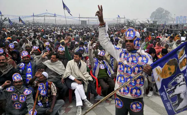 Is the exodus of leaders from the Bahujan Samaj Party (BSP) in Uttar Pradesh a signal