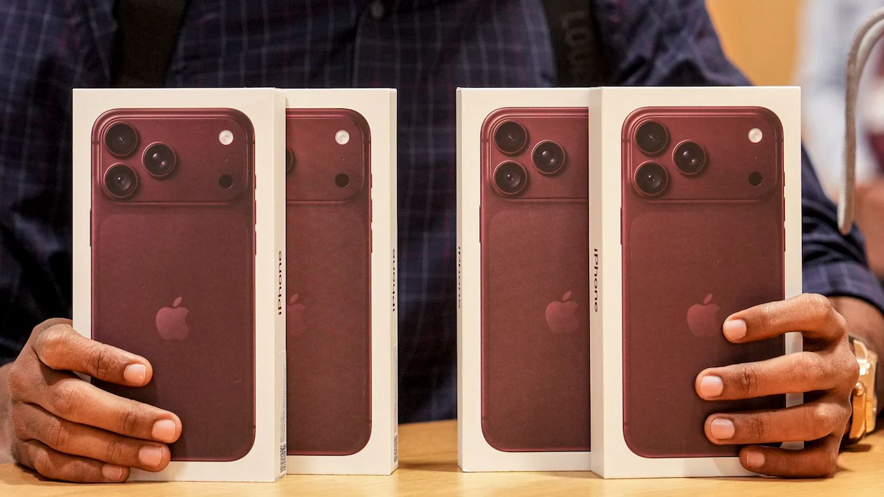 Apple's latest iPhones, the iPhone 18 Pro and Pro Max, officially went on sale today