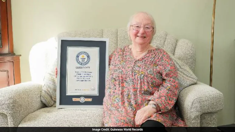 78-Year-Old Woman Becomes Oldest Female Fortnite Streamer With Over 24,000 Followers