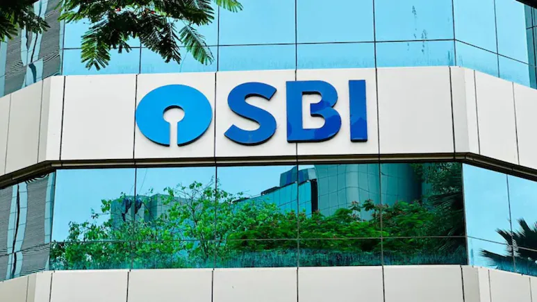 The State Bank of India (SBI) is currently accepting applications for Specialist Cadre Officer