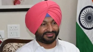 Ravneet Singh Bittu, a former Union Minister of State and BJP leader, reported that his convoy