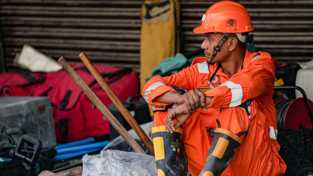 The Day A Building Fell And Delhi Watched In Horror — Reporter's Diary