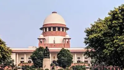 “A judicial officer cannot shout against the judges in a court,” the bench said