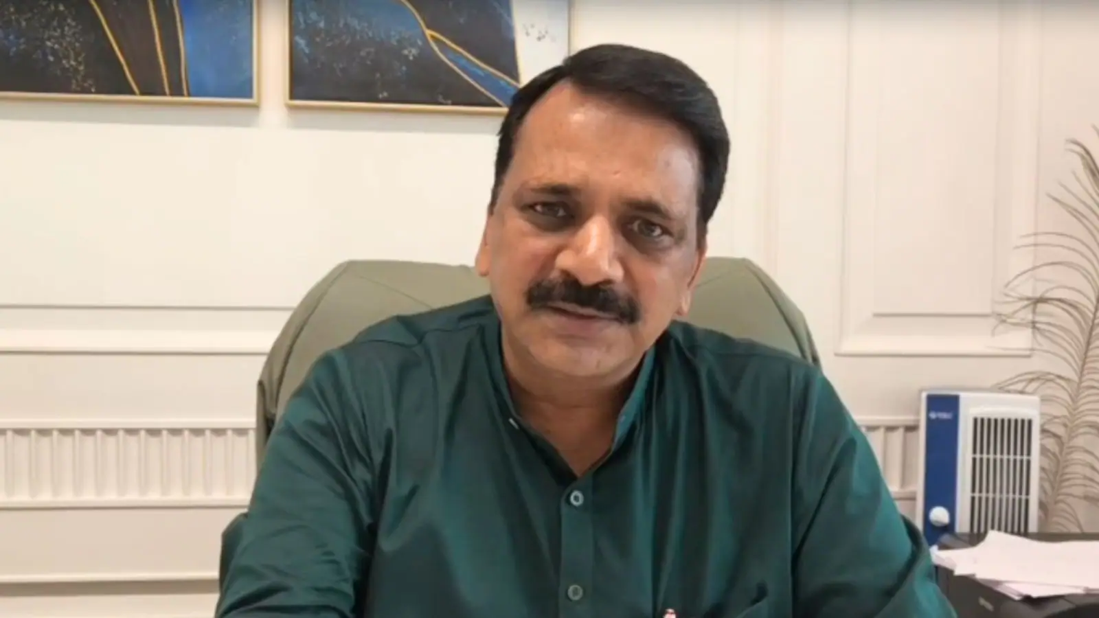 Maharashtra Transport Minister Pratap Sarnaik, a member of the Shiv Sena, recently urged actor