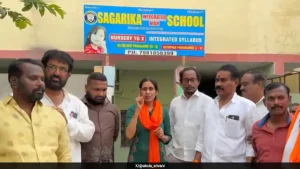 Srivani and her supporters questioned the school management and a teacher over the issue