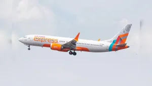 Shortly after take-off, the smoke detection alarm in the cargo hold was activated, following
