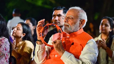 Kharge questioned PM Narendra Modi 's presence at the ‘Bhajan clubbing’ event, saying that
