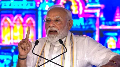 But the youth of India moves forward driven by the resounding call of truth; they march