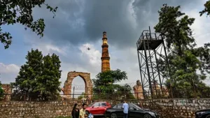 Delhi and nearby regions faced a rainy afternoon on Friday, prompting the India Meteorological