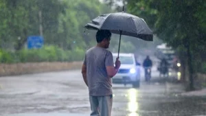 IMD forecasts heavy rain across Gujarat, Maharashtra and several states