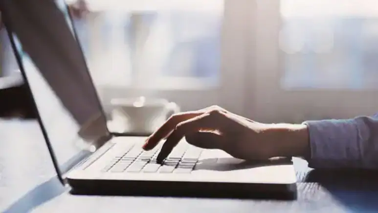 US Schools Stop Giving Laptops To Kindergartners, Cut Screen Time