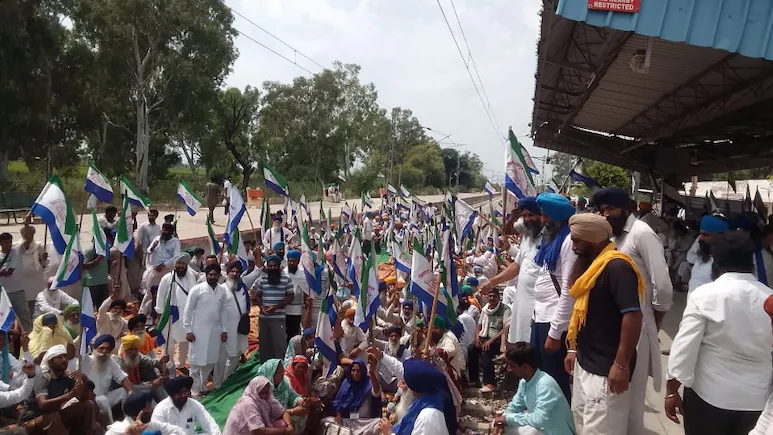 Shatabdi Express Halted As Punjab Farmers' Statewide Blockade Hits Rail Traffic