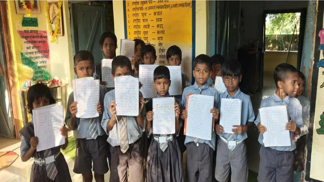 In Chhattisgarh's Korea, This School Helps Class 1 Kids Learn Hindi In 15 Days
