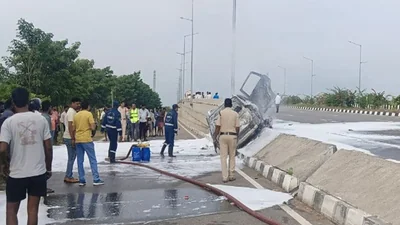 Neurosurgeon charred to death after car hits roadside divider, catches fire in Telangana